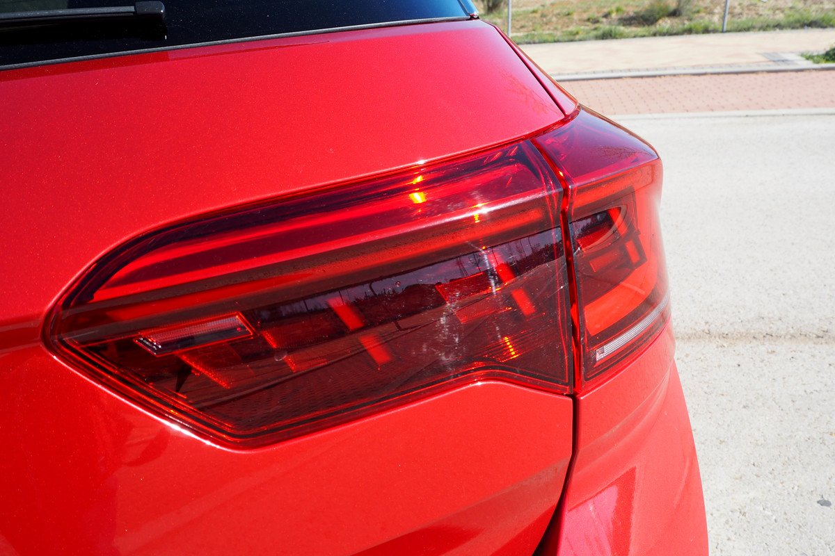 Prueba y opinión del Volkswagen T-Roc: interior, precios, medidas y acabado R-Line