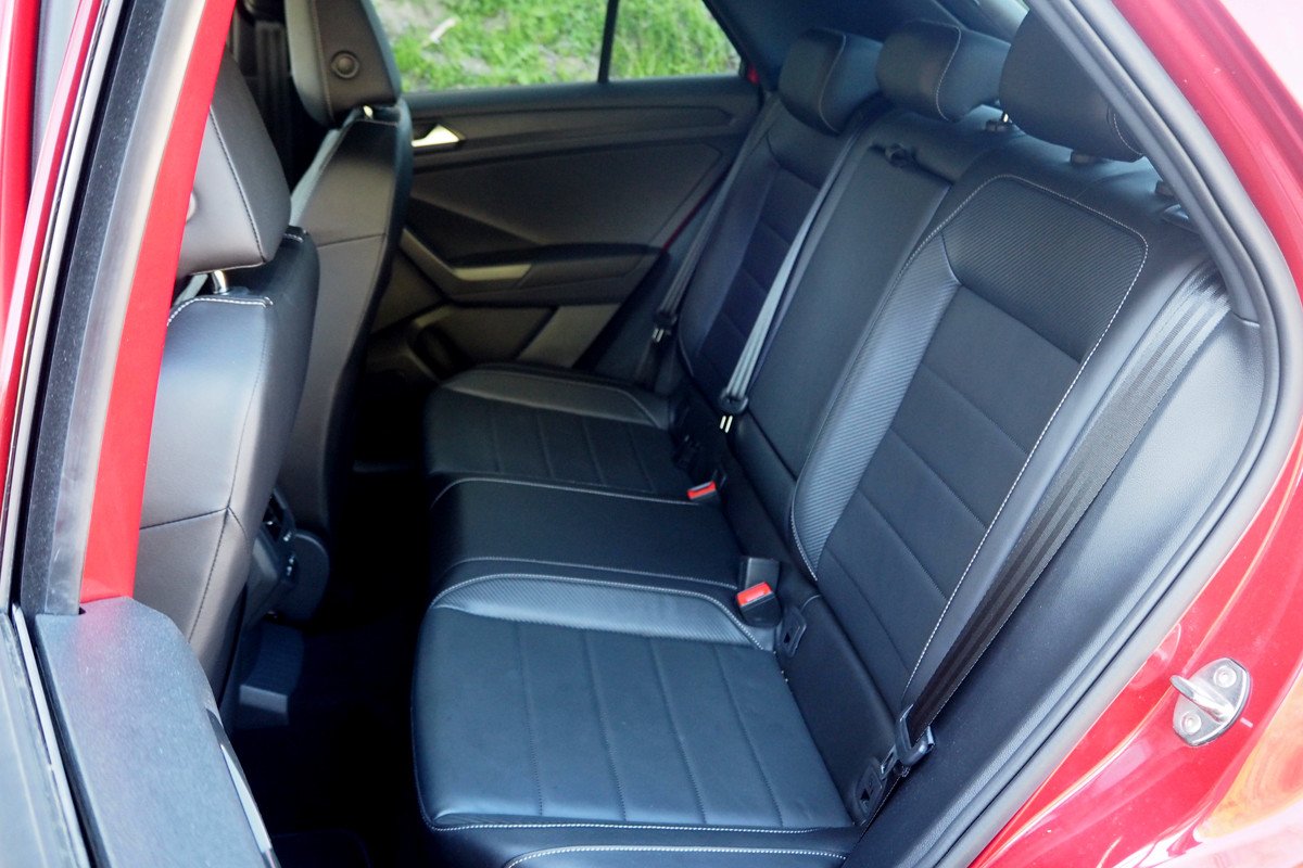 Prueba y opinión del Volkswagen T-Roc: interior, precios, medidas y acabado R-Line