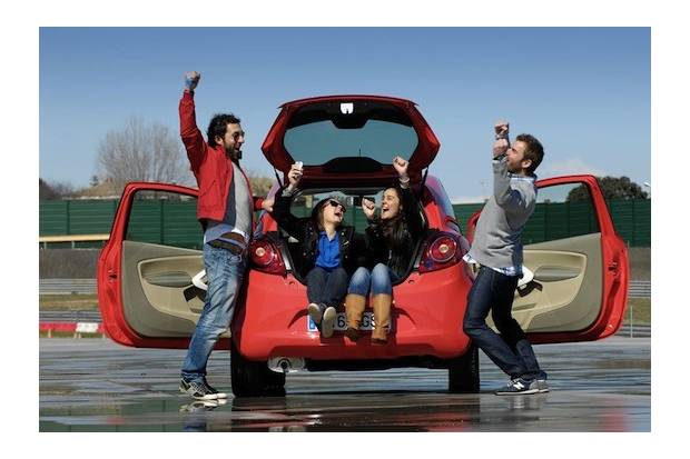 Un seguro de coche sólo para jóvenes