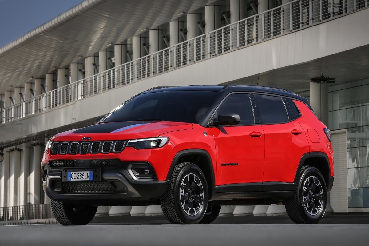 Nuevo Jeep Compass: casi igual por fuera y revolución interior