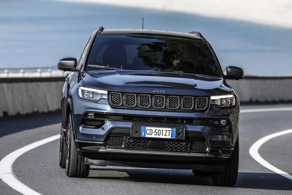 Nuevo Jeep Compass: casi igual por fuera y revolución interior