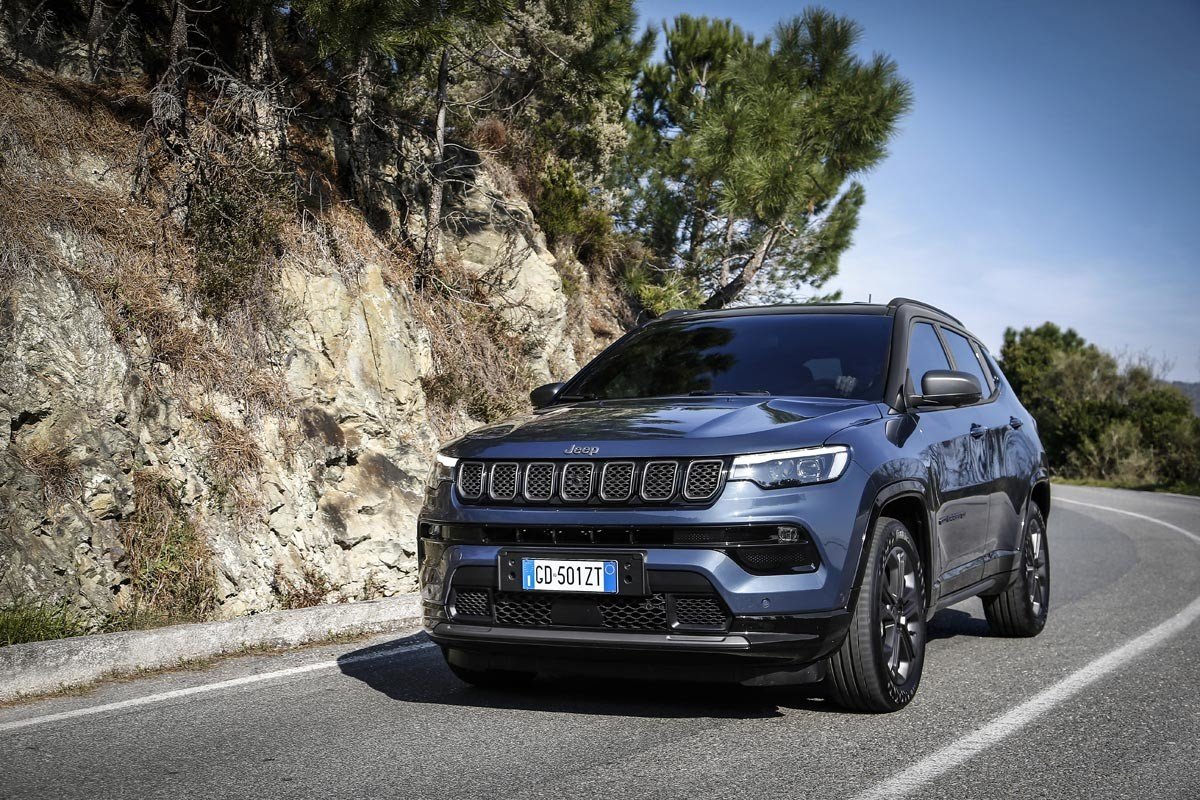Nuevo Jeep Compass: casi igual por fuera y revolución interior