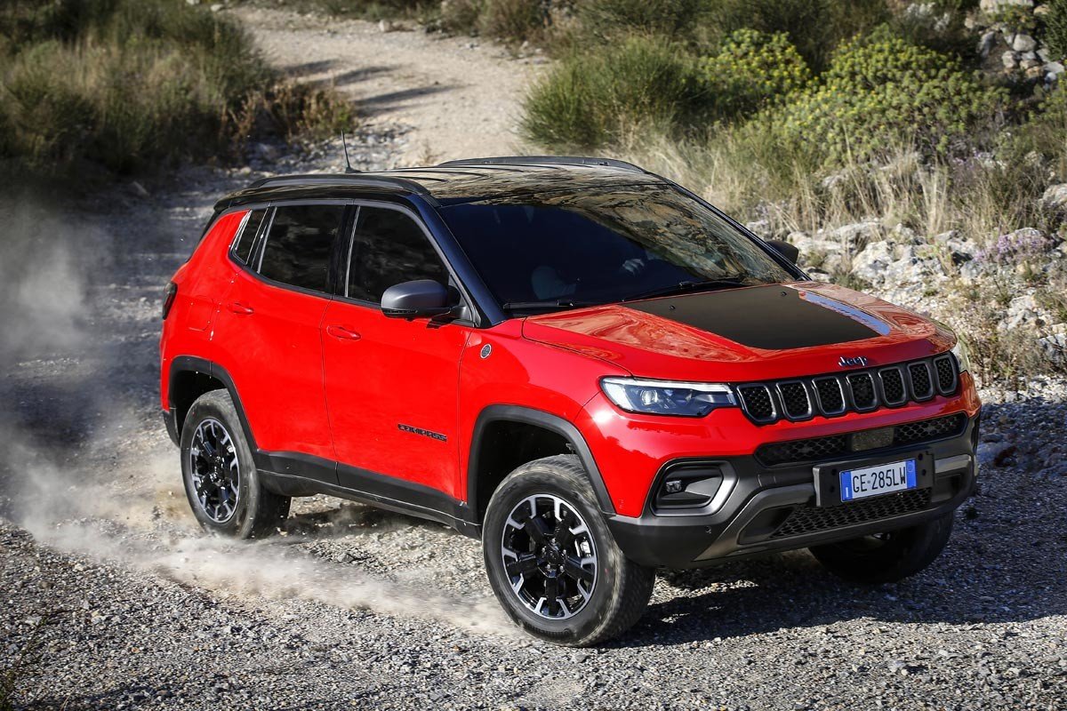 Nuevo Jeep Compass: casi igual por fuera y revolución interior