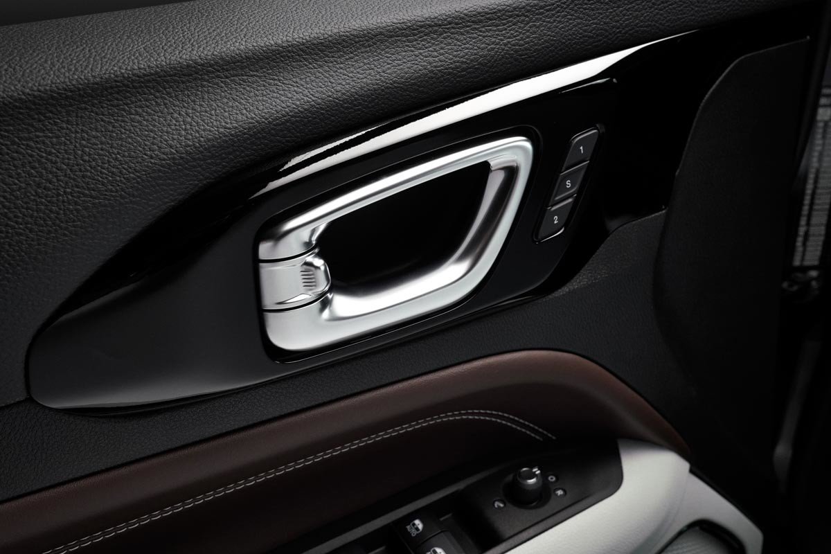 Nuevo Jeep Compass: casi igual por fuera y revolución interior