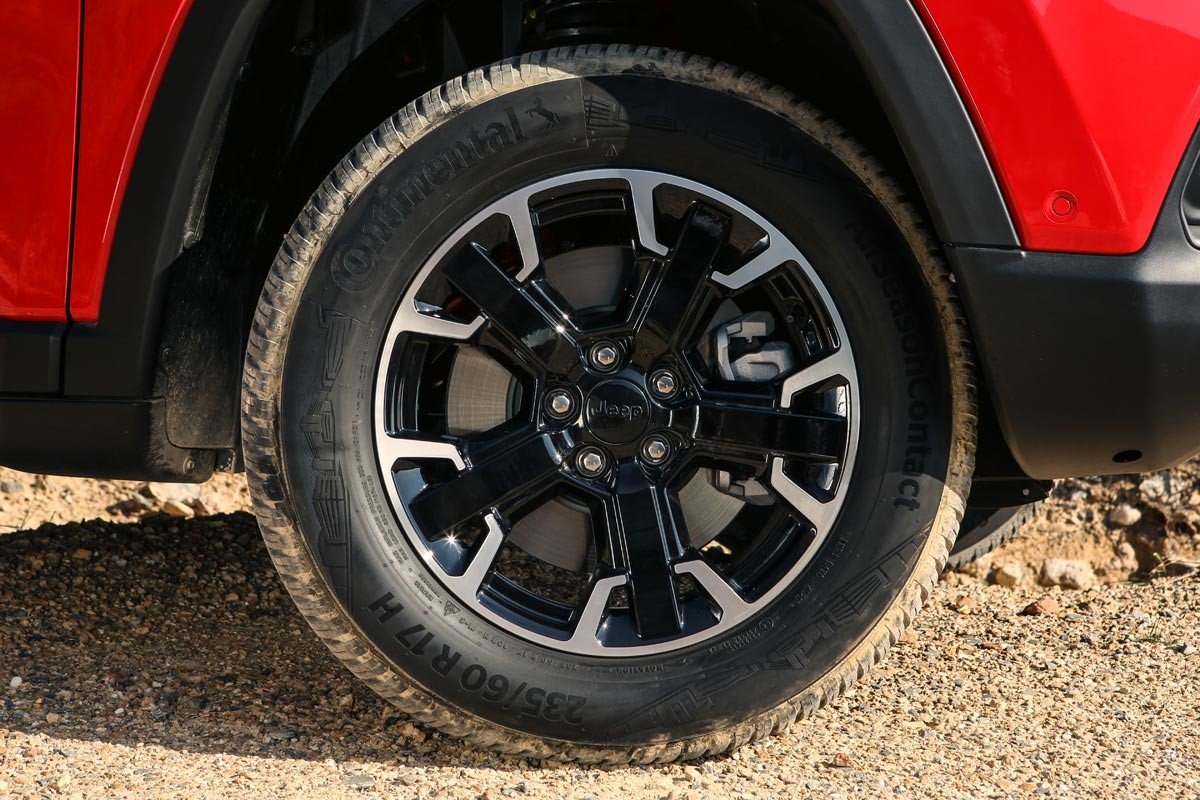 Nuevo Jeep Compass: casi igual por fuera y revolución interior