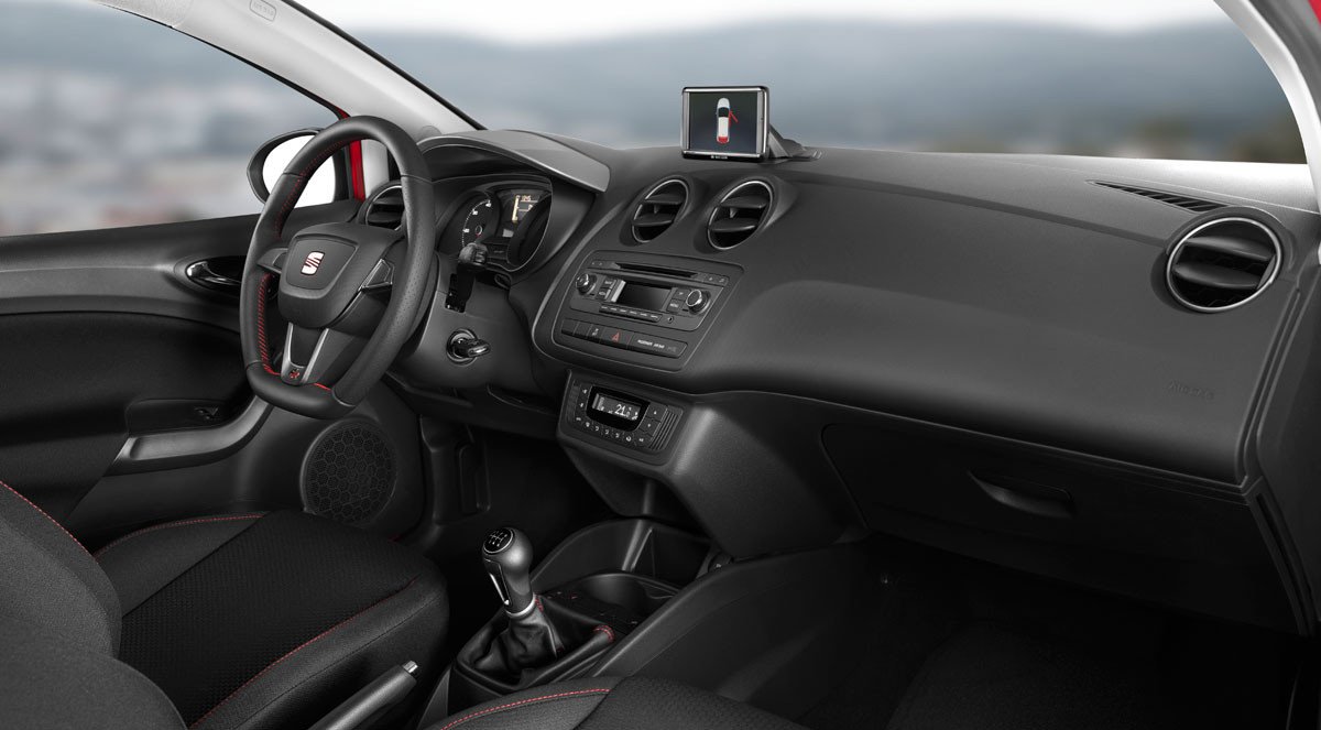 Seat Ibiza Tech, más equipamiento por menos precio