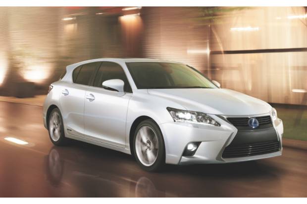 Lexus CT 200h 2014, con la nueva imagen de marca