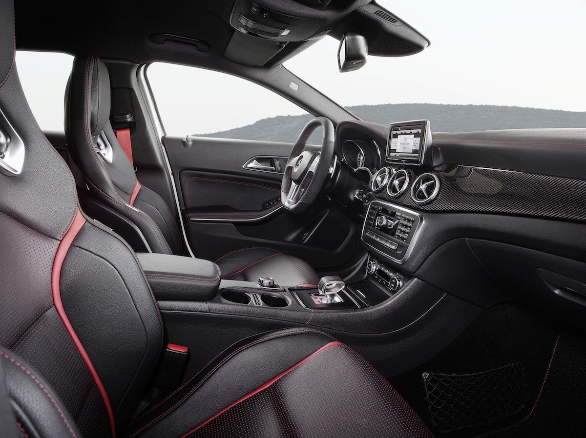 Mercedes GLA 45 AMG, el SUV más racing