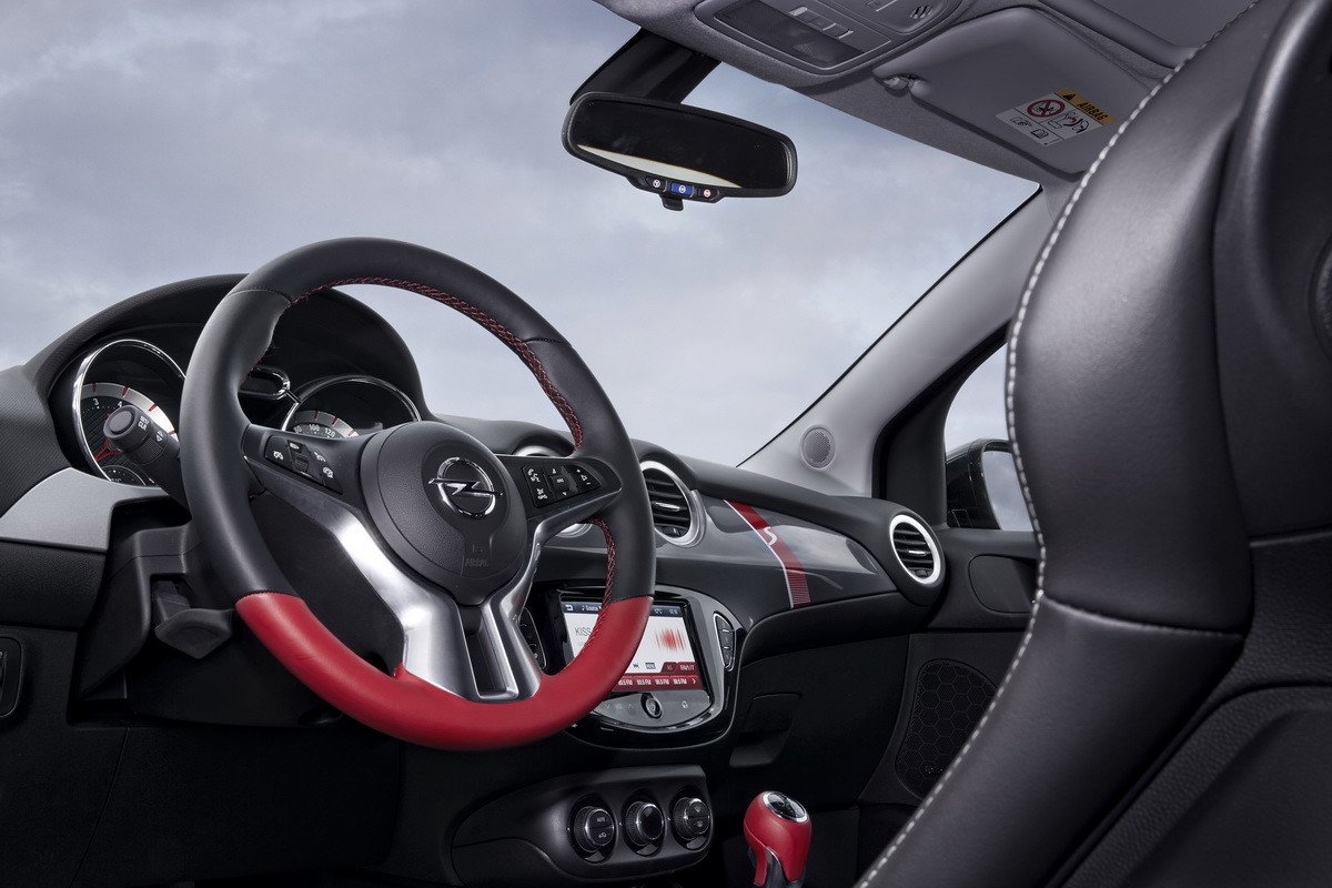 Opel Adam Rocks S