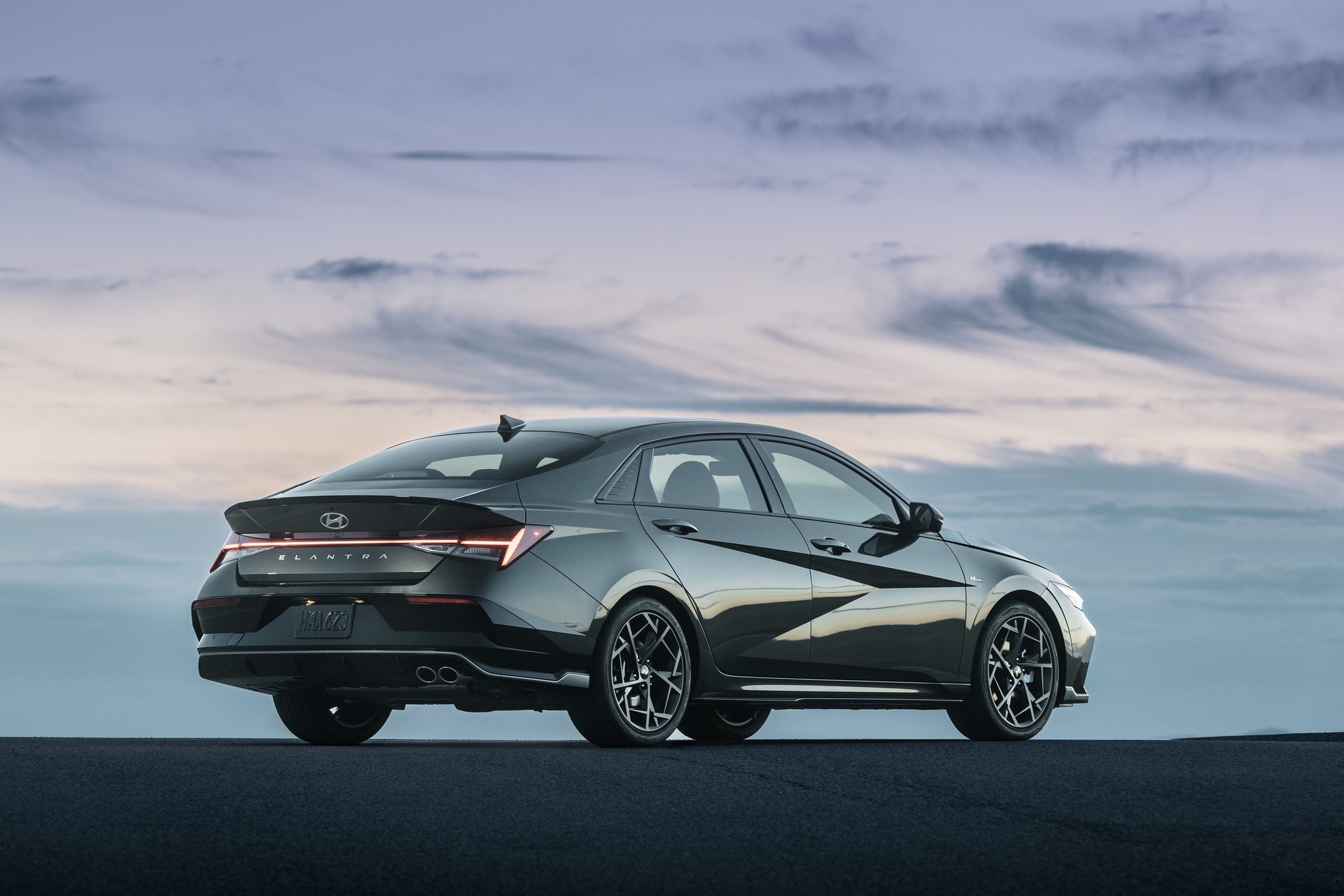 Hyundai Elantra 2025
