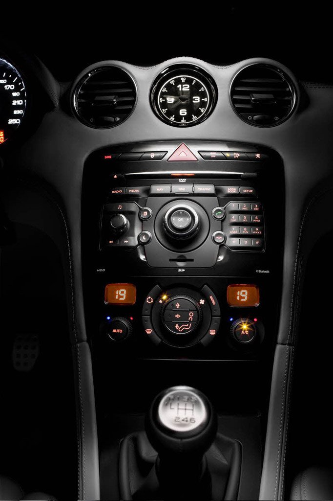 Peugeot RCZ: Nuevos datos e imágenes oficiales