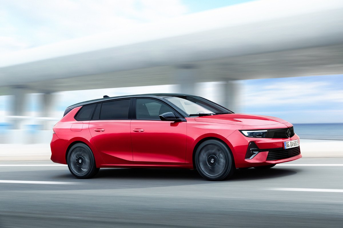 Nuevo Opel Astra Electric 2023: la versión completamente eléctrica con 2 carrocerías