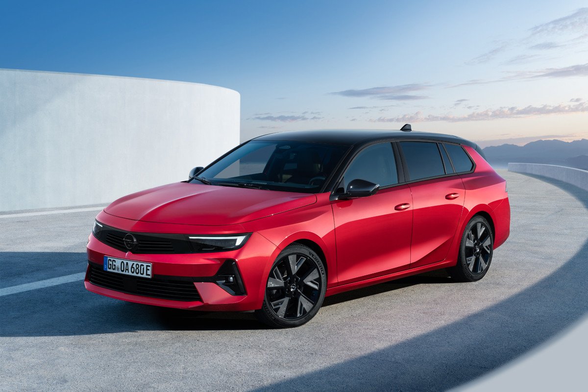 Nuevo Opel Astra Electric 2023: la versión completamente eléctrica con 2 carrocerías