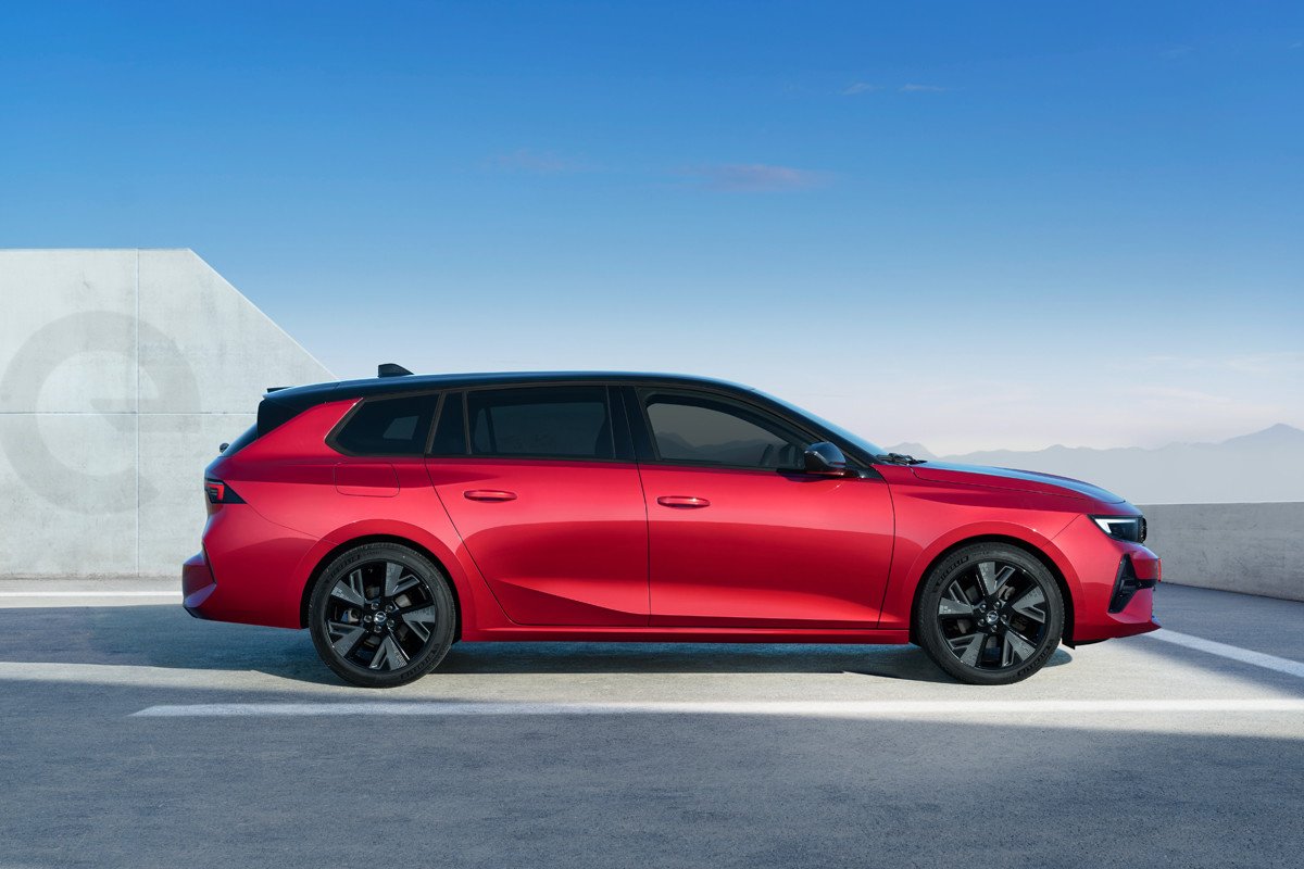Nuevo Opel Astra Electric 2023: la versión completamente eléctrica con 2 carrocerías