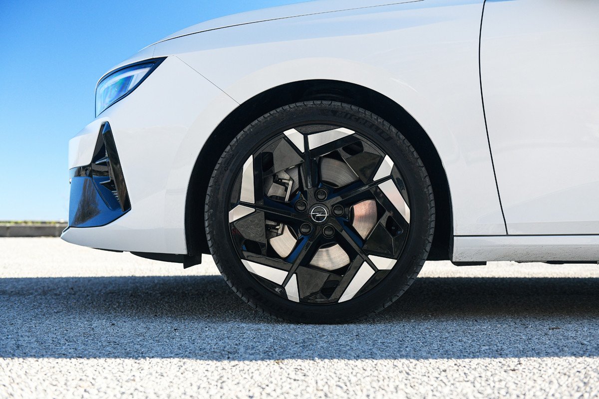 Prueba Opel Astra GSE