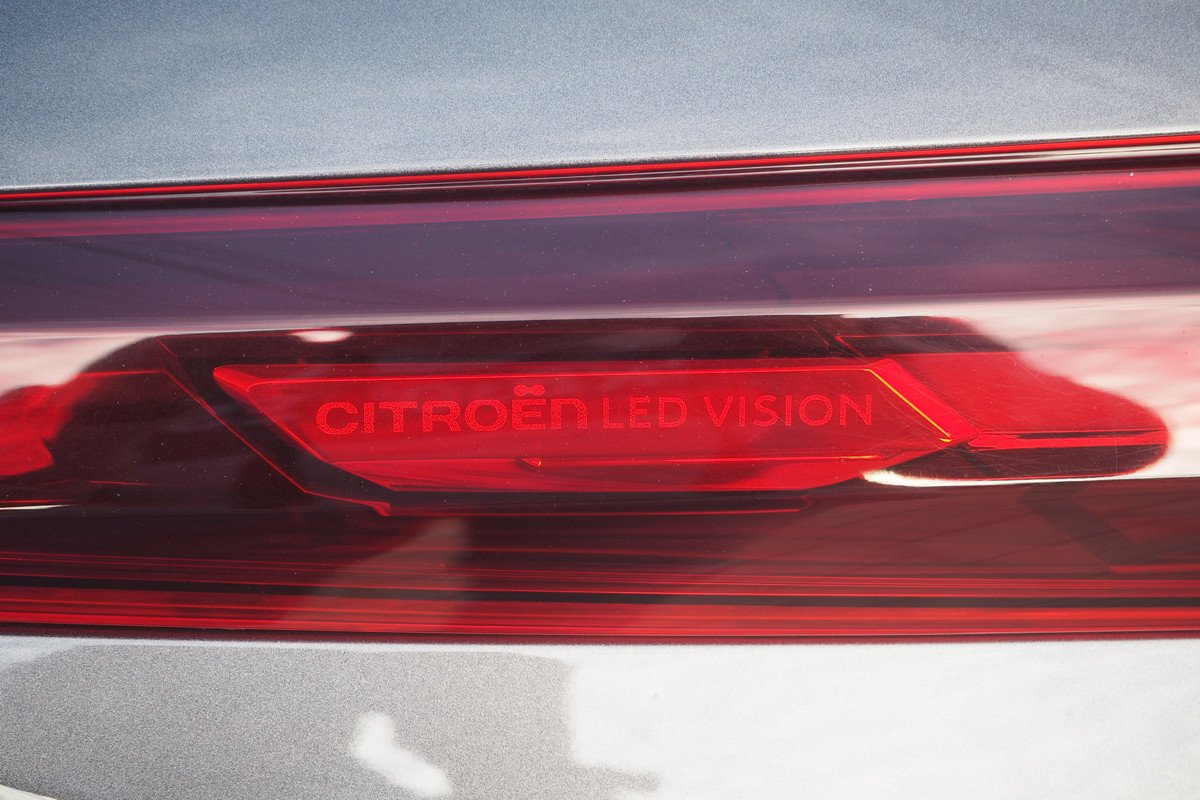 Prueba y opinión del Citroën C5 X: habitabilidad, precio y autonomía del Plug-in Hybrid