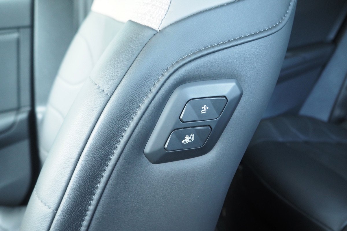 Prueba y opinión del Citroën C5 X: habitabilidad, precio y autonomía del Plug-in Hybrid