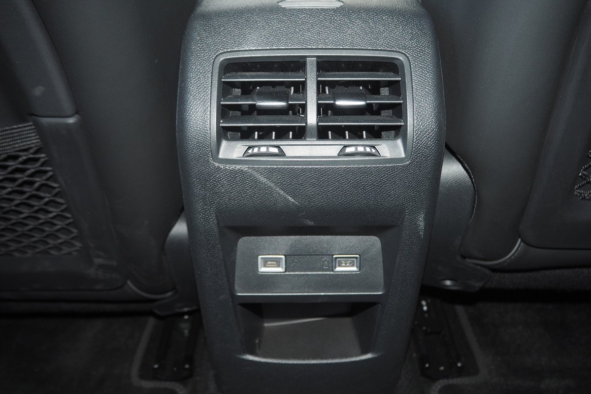 Prueba y opinión del Citroën C5 X: habitabilidad, precio y autonomía del Plug-in Hybrid