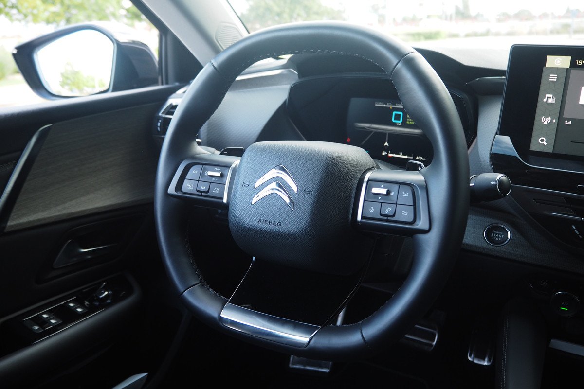 Prueba y opinión del Citroën C5 X: habitabilidad, precio y autonomía del Plug-in Hybrid
