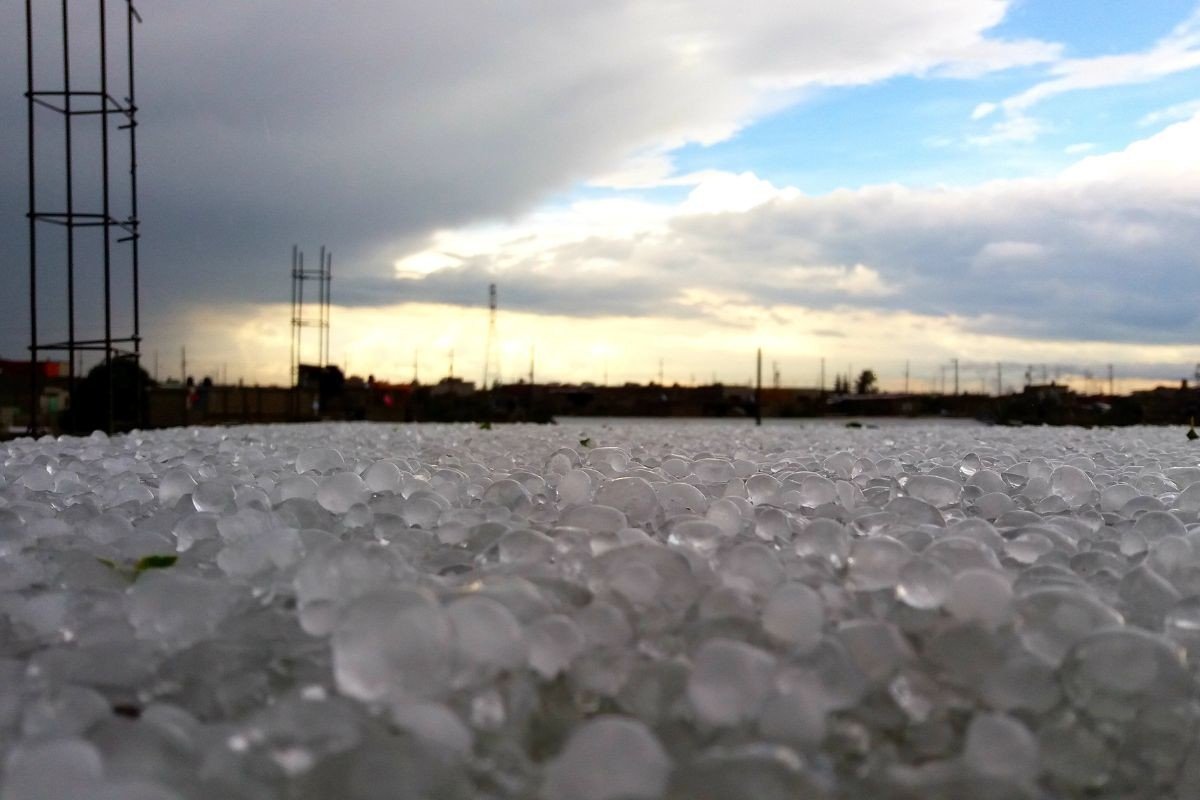 ¿Tu seguro cubre daños por granizo?