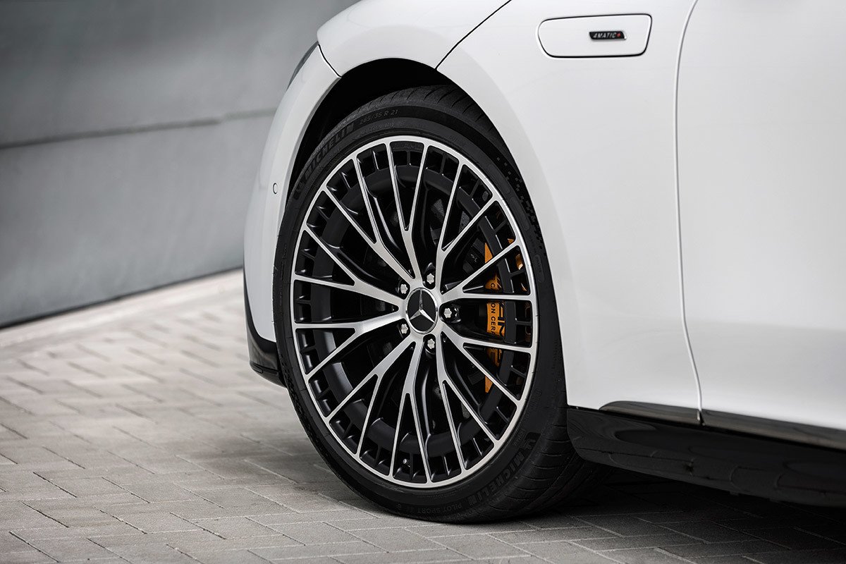 Mercedes AMG EQE - Auto10