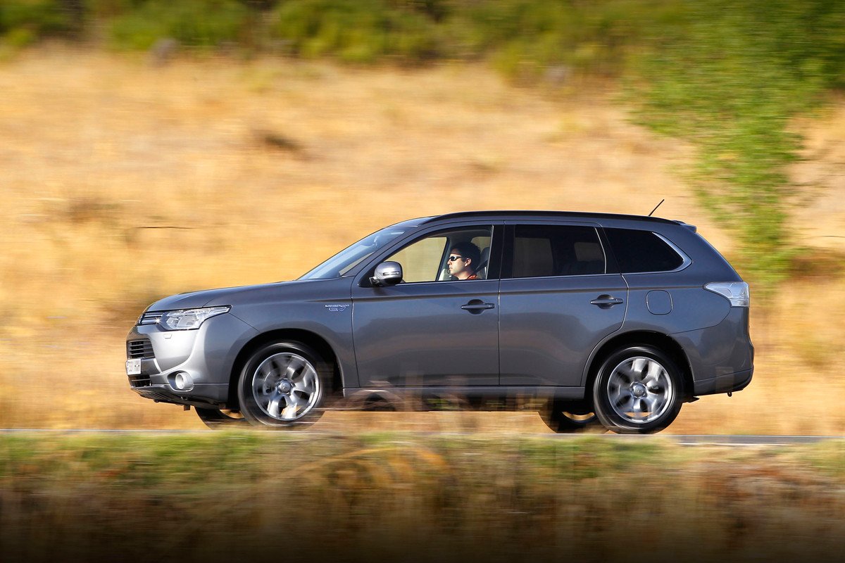 Prueba Mitsubishi Outlander PHEV, ¿Es mejor que el diésel?