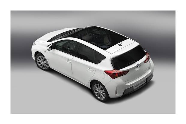 Nuevo Toyota Auris, más dinámico y eficiente