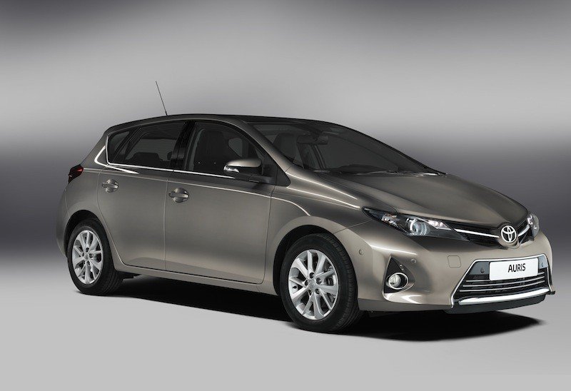 Nuevo Toyota Auris, más dinámico y eficiente