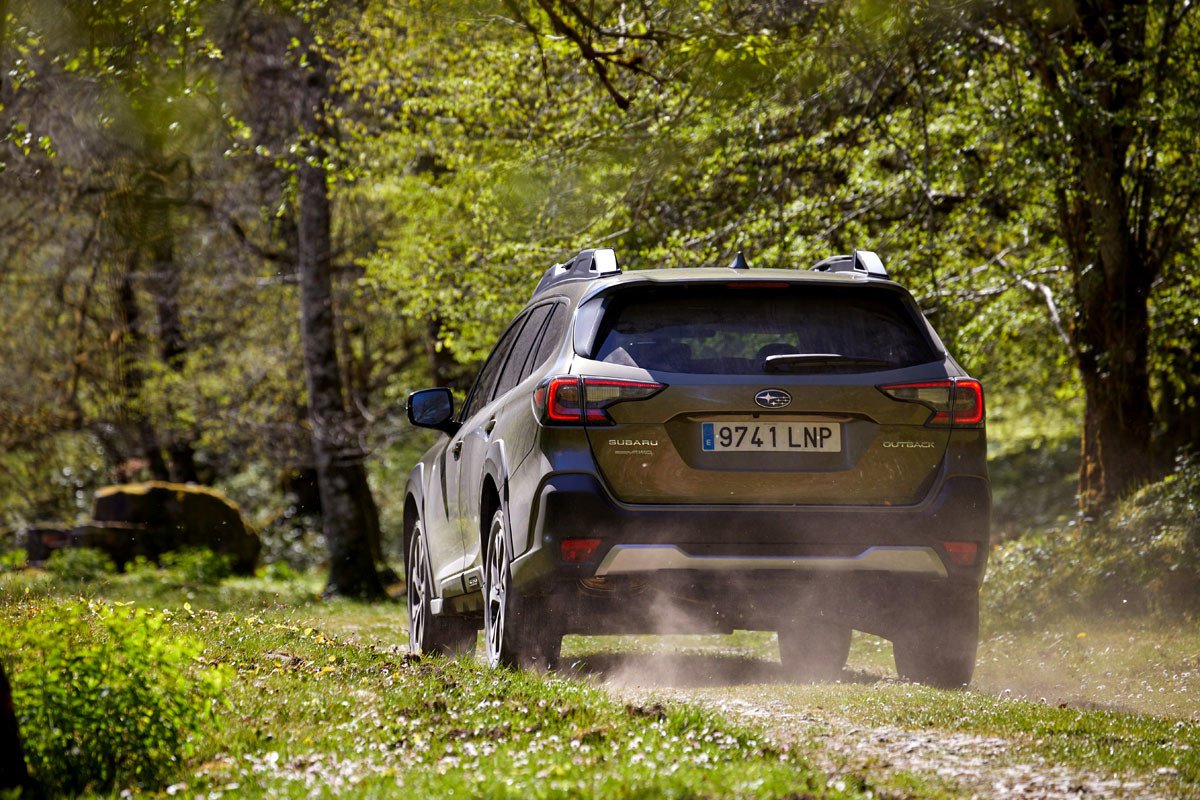 Prueba Subaru Outback: gran espacio interior y aptitudes off-road