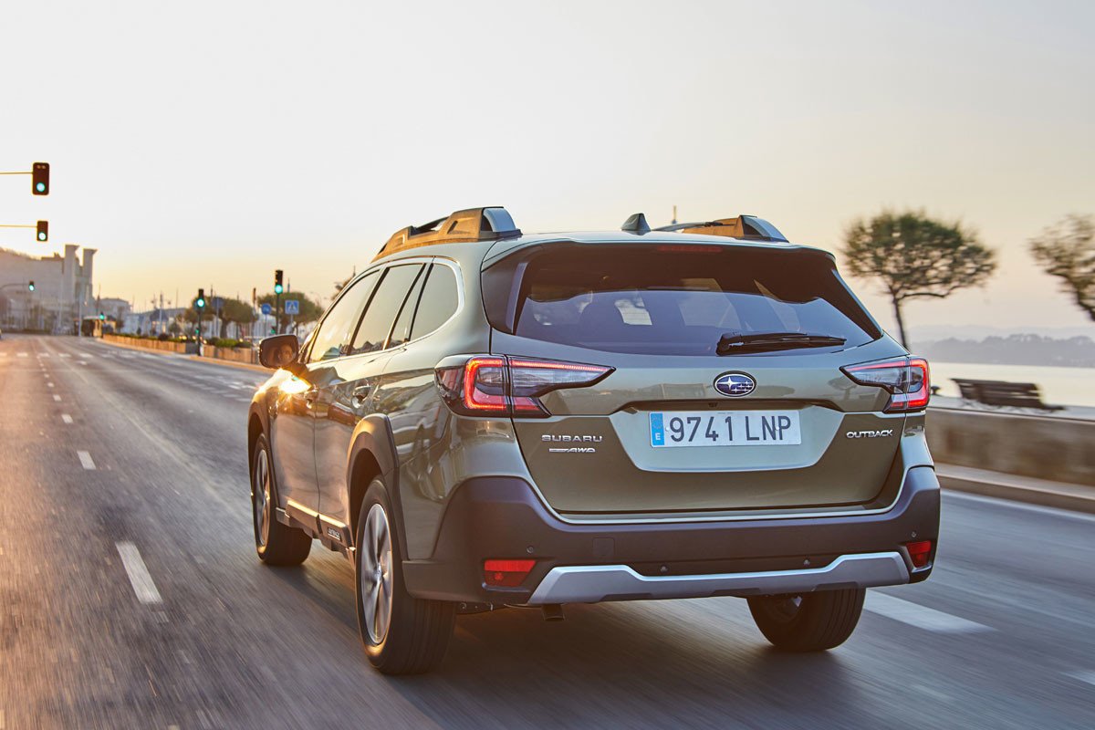 Prueba Subaru Outback: gran espacio interior y aptitudes off-road