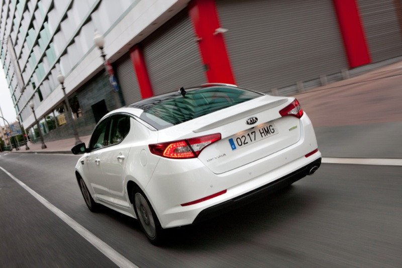 kia_optima_hybrid_2013_47