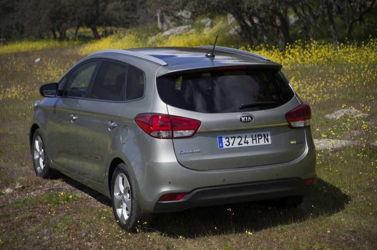 Kia Carens 2013, ya disponible en España a un precio desde 14.740 €