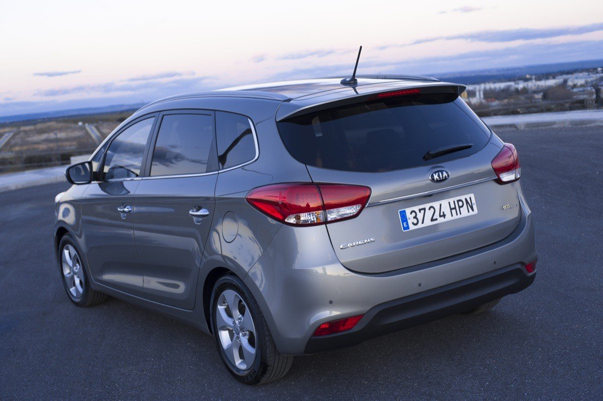 Kia Carens 2013, ya disponible en España a un precio desde 14.740 €