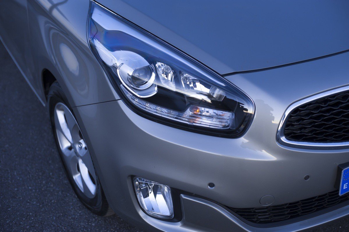 Kia Carens 2013, ya disponible en España a un precio desde 14.740 €