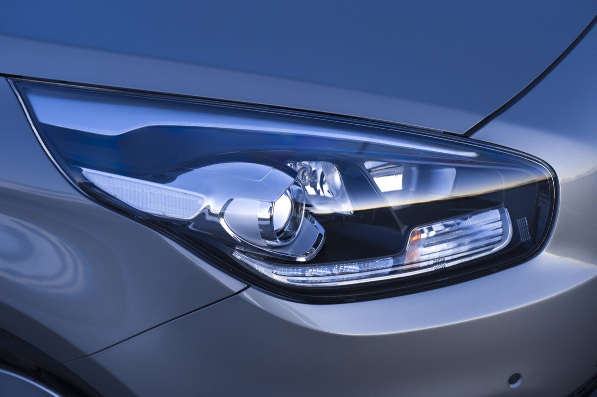 Kia Carens 2013, ya disponible en España a un precio desde 14.740 €