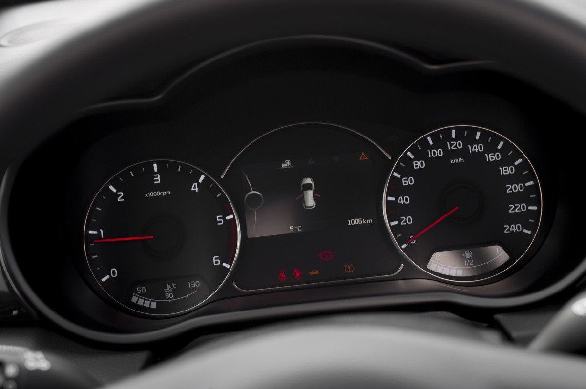 Kia Carens 2013, ya disponible en España a un precio desde 14.740 €