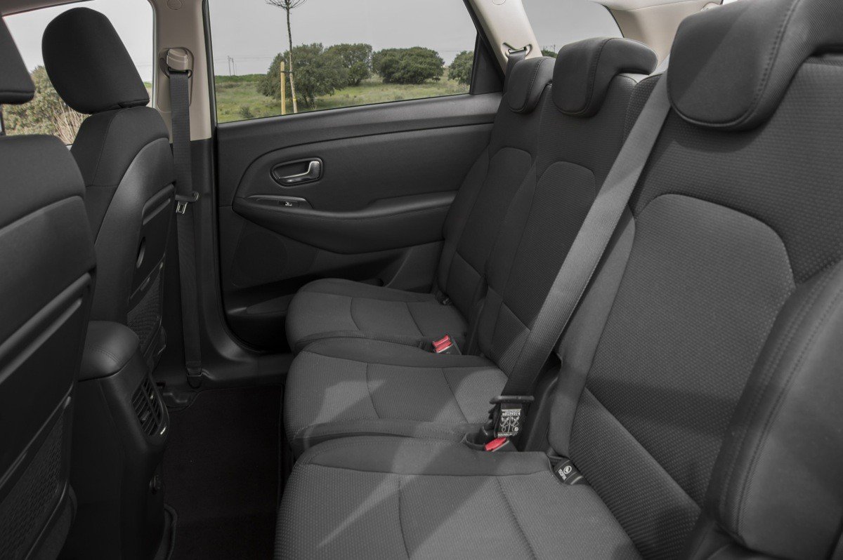 Kia Carens 2013, ya disponible en España a un precio desde 14.740 €