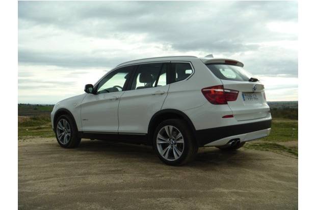 BMW X3 xDrive 20d frente a 30d, ¿cuál compro?