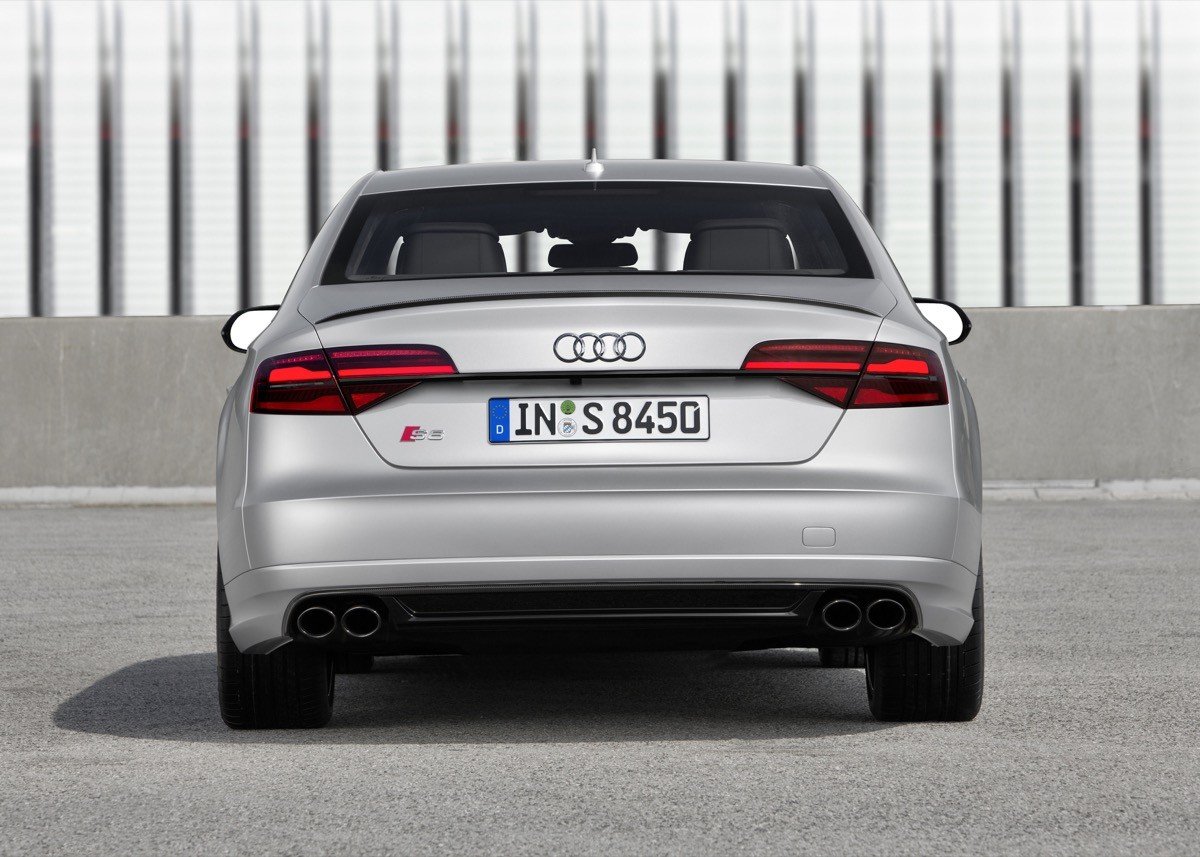 Audi S8 plus, 605 CV para la berlina de lujo más deportiva