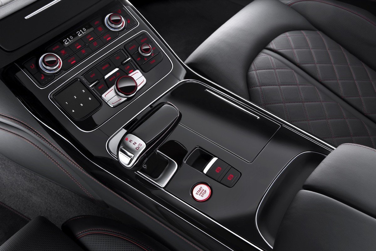 Audi S8 plus, 605 CV para la berlina de lujo más deportiva