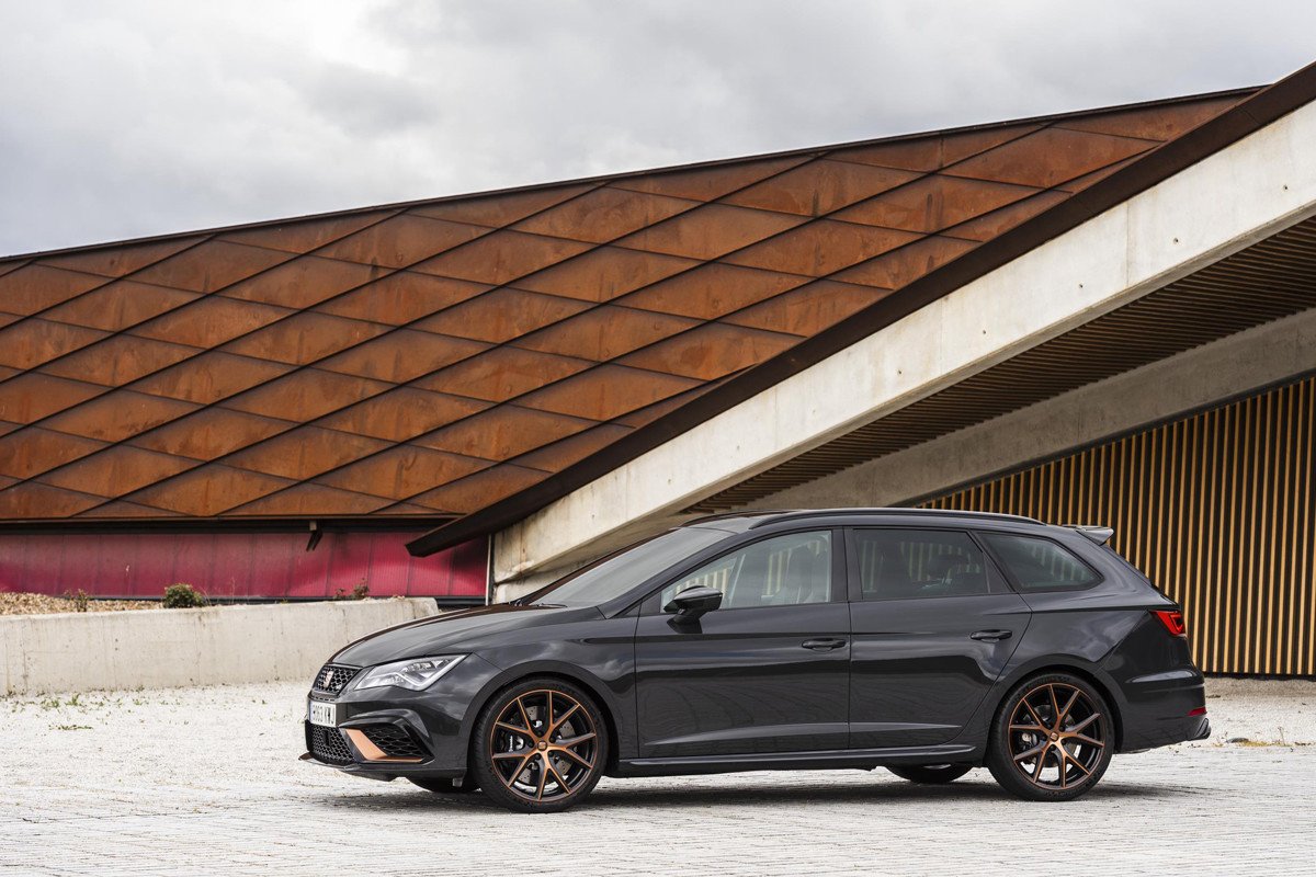 Probamos el Seat León ST CUPRA R: El último Seat con apellido CUPRA