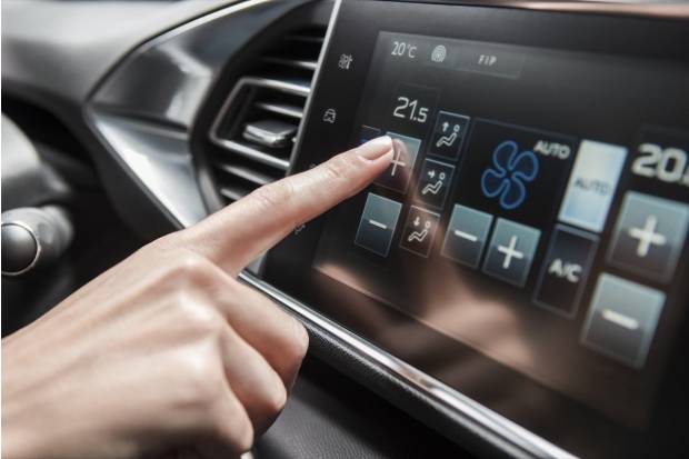 5 claves para recargar bien el aire acondicionado de tu coche