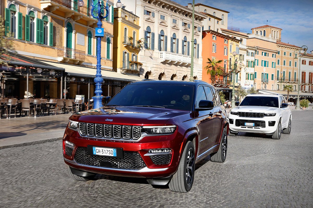 Nuevo Jeep Grand Cherokee 4xe, desde 699 euros al mes.