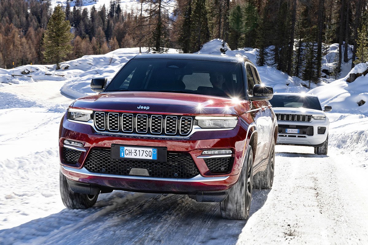 Nuevo Jeep Grand Cherokee 4xe, desde 699 euros al mes.