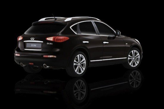 Infiniti EX Black Premium, cómpralo y entras en un club VIP