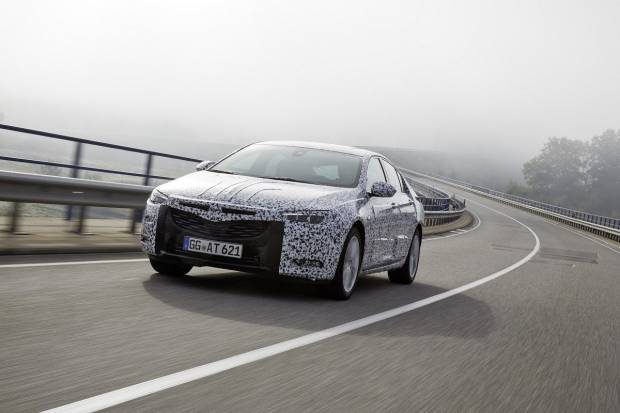 Nuevo Opel Insignia Grand Sport 2017: entrenando para Ginebra