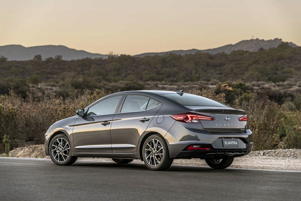 Así podría ser el nuevo Hyundai Elantra 2019