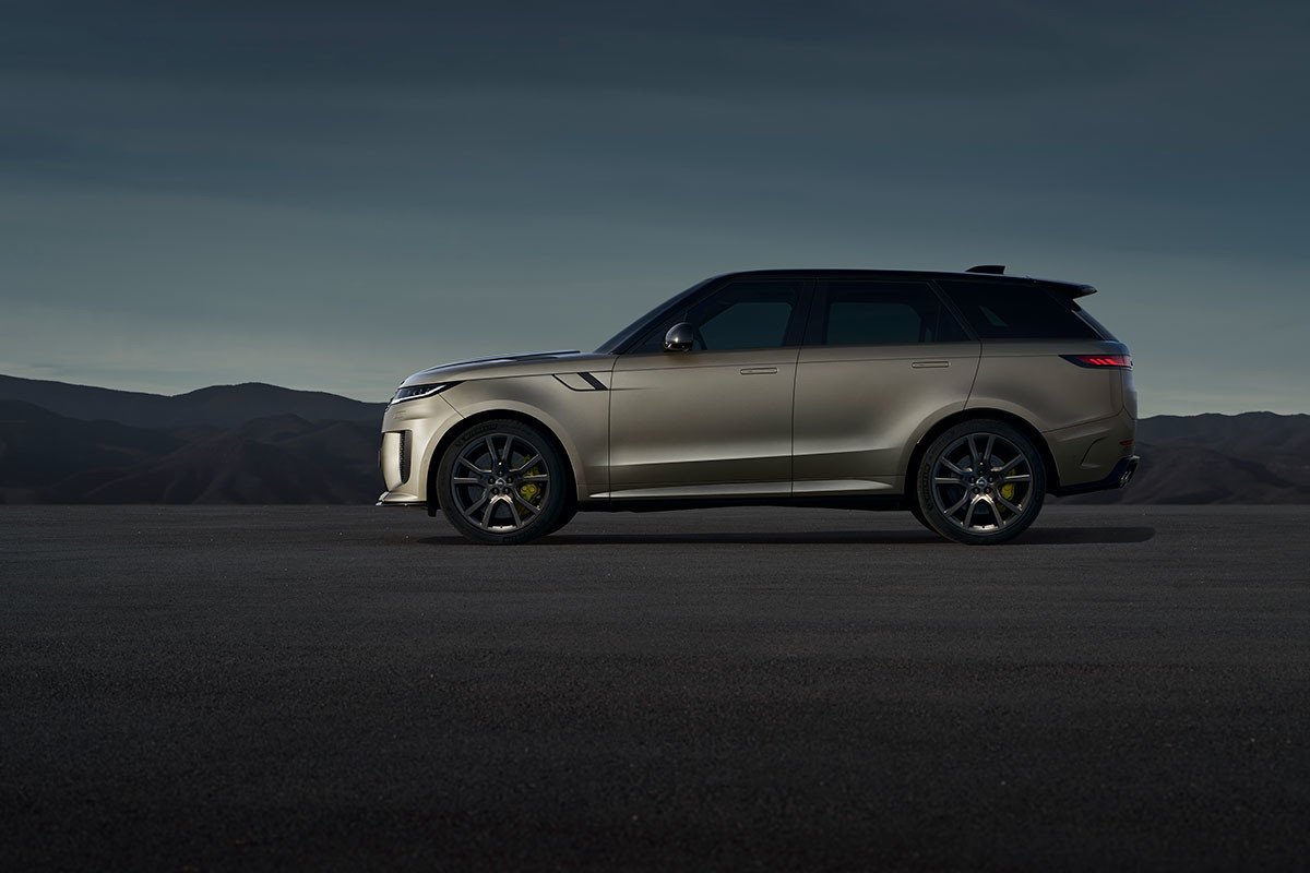 Así es el nuevo Range Rover Sport SV: 635 CV, frenos carbonocerámicos y 237.000 euros