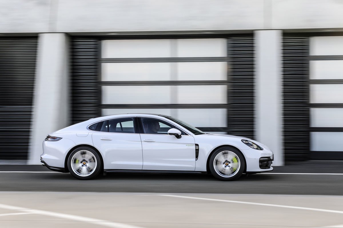 Nuevo Porsche Panamera: más potencia para sus motores y pocos cambios estéticos