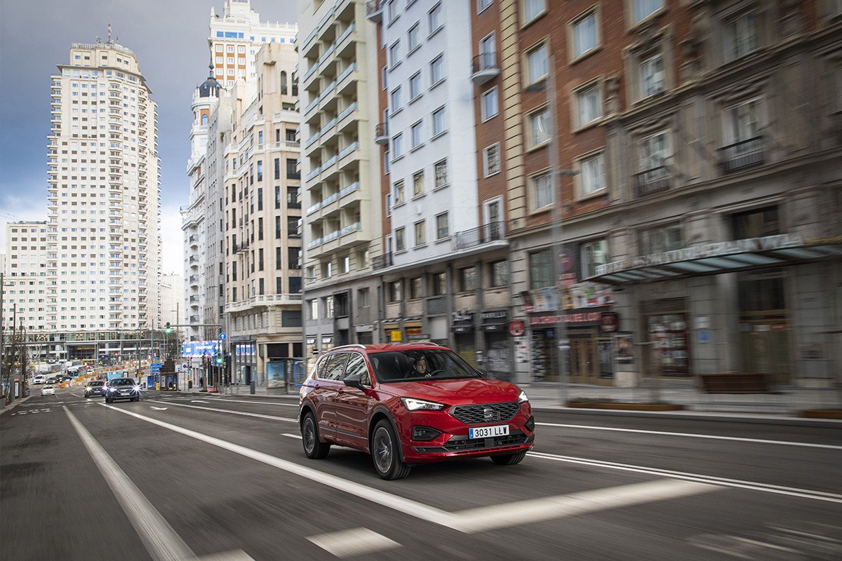 coche grande por ciudad 